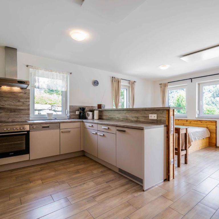 Ferienhaus3 in Seenähe, ideal für 2-6 Personen, voll ausgestattete 85m2 ,2 Bäder - Ferienhaus 3 - 9