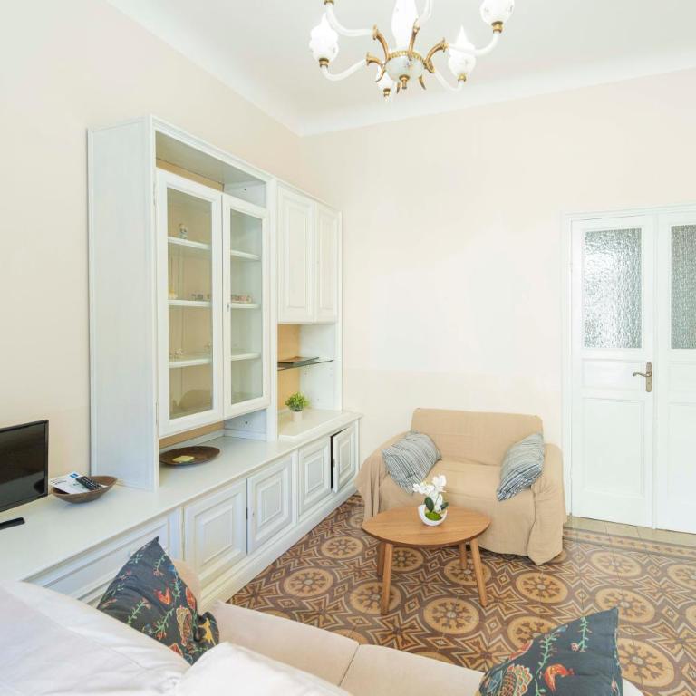 166 - Casa Mosaico, La Spezia vicino al centro città - Appartamento con 2 Camere da Letto - 2