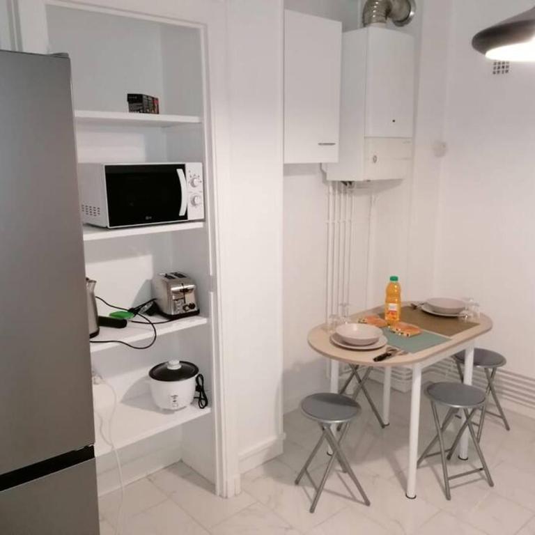 Appartement meublé proche du centre - Wifi/Parking - Appartement 3 Chambres - 4