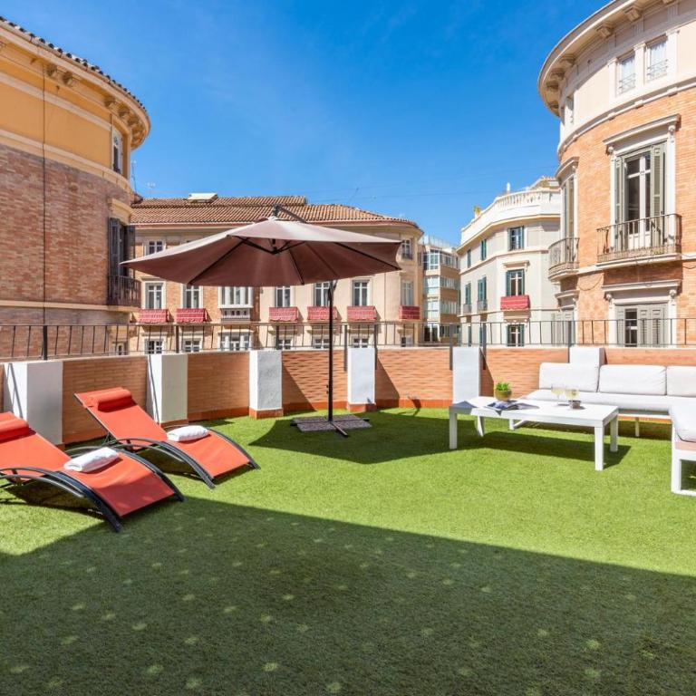 GRAN TERRAZA CON VISTAS A CALLE LARIOS - Apartamento de 3 dormitorios - 11