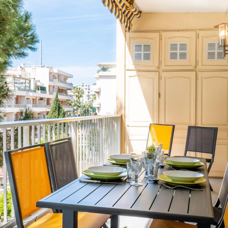 2-Room Apartment with Terrace Sea View - Appartement - 33