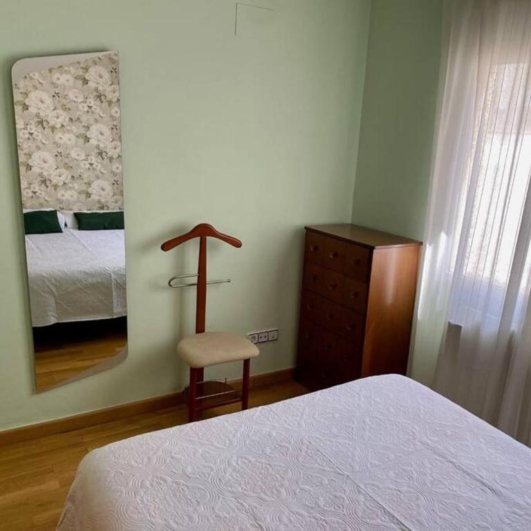 Acogedor y céntrico apartamento en Jaca - Wifi - Apartamento de 2 dormitorios - 18