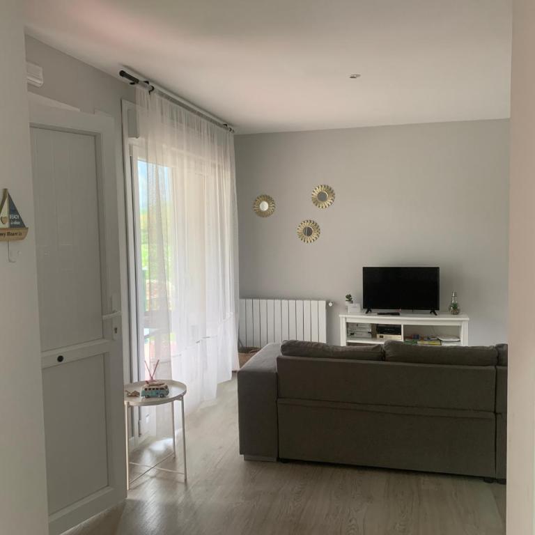 Apartamentos Cañamal - Two-Bedroom House - 9