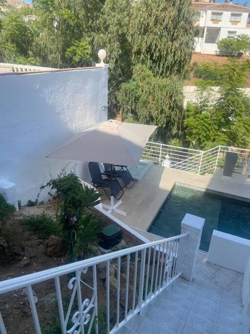 Apartment D en una villa con piscina y jacuzzi - Apartamento de 1 dormitorio - 63