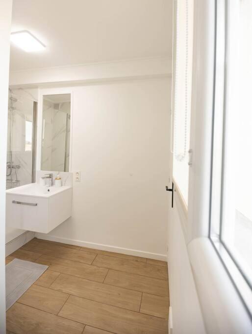 Studio / 15min de la plage - Appartement 1 Chambre - 12