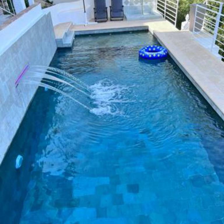 Appartement C dans une villa avec piscine & jacuzzi - Two-Bedroom Apartment - 24