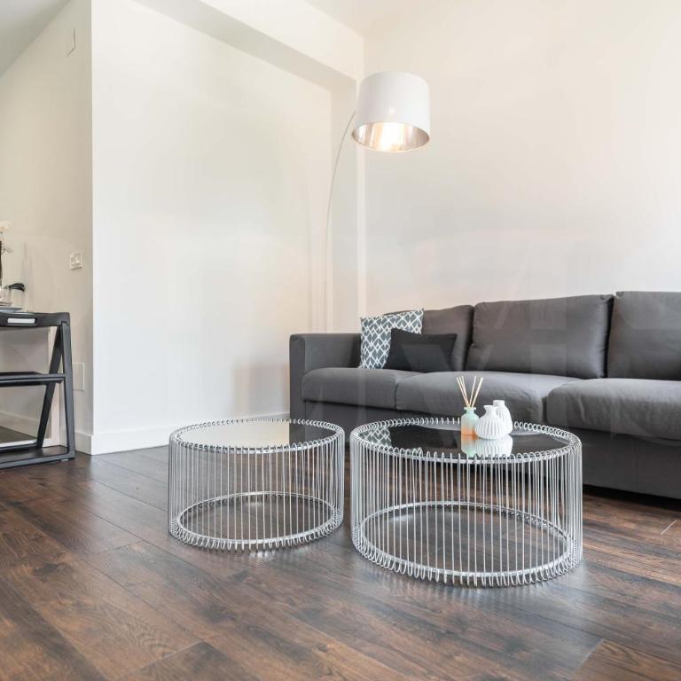 The Genius Suite Picasso-Inspired REMS - Apartamento Dúplex - 23