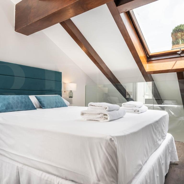 The Genius Suite Picasso-Inspired REMS - Apartamento Dúplex - 25