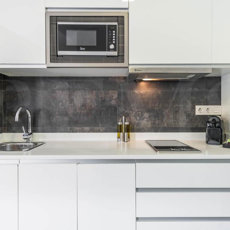 The Genius Suite Picasso-Inspired REMS - Apartamento Dúplex - 15