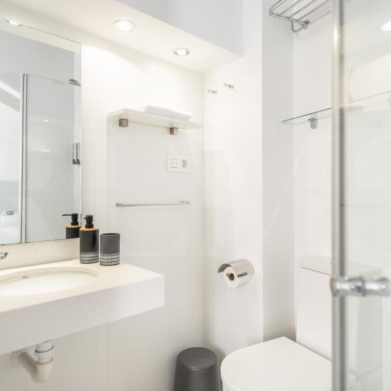 The Genius Suite Picasso-Inspired REMS - Apartamento Dúplex - 33