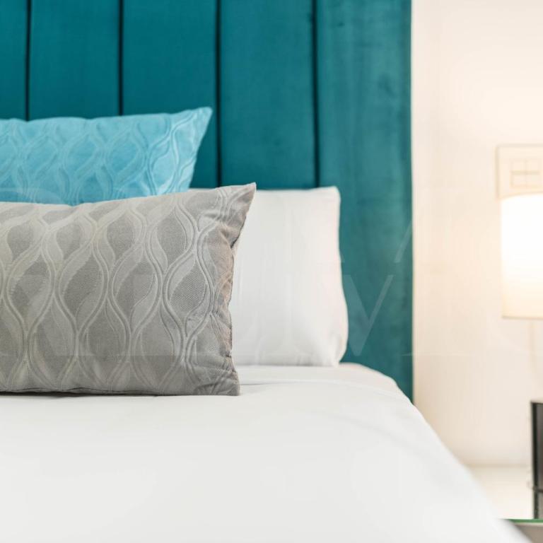 The Genius Suite Picasso-Inspired REMS - Apartamento Dúplex - 29