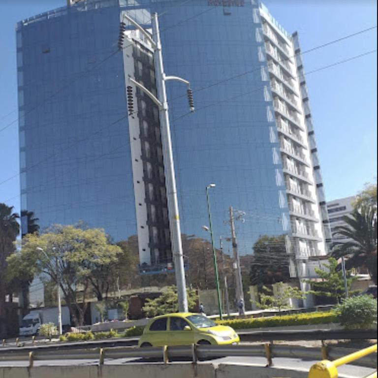 Hermoso Garzonier 7E Torres Puente Muyurina - Apartamento de 1 dormitorio - 37