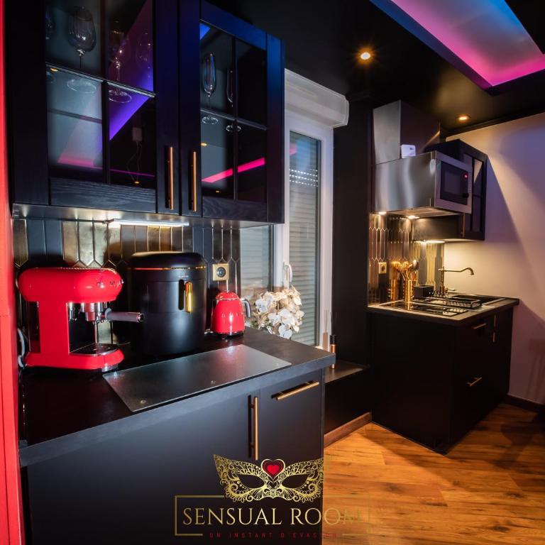 Sensual Room Love Room Nancy Sauna Double Douche - Appartement 1 Chambre - 13