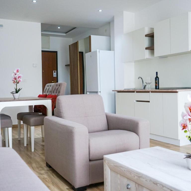 Val Lux Apartmani - Apartman sa 2 Spavaće Sobe i Pogledom na More - 5