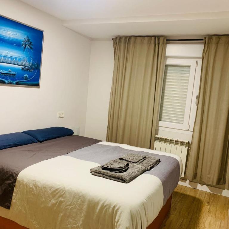Piso recien reformado y con buena ubicación - Two-Bedroom Apartment - 5