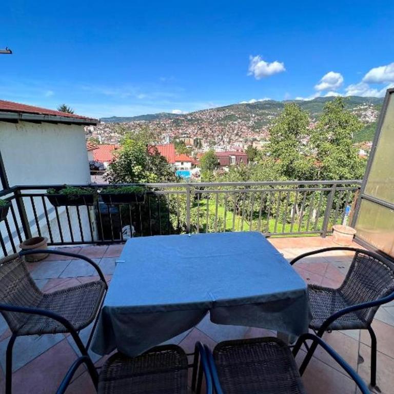 Holiday House Bistrik - Apartman sa Pogledom na Vrt - 20