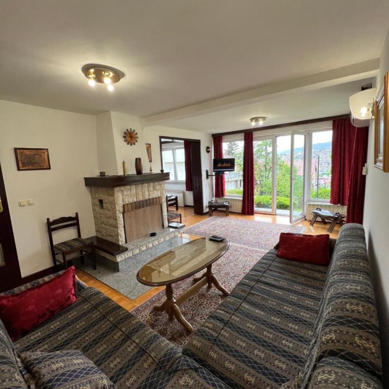 Holiday House Bistrik - Apartman sa Pogledom na Vrt - 4