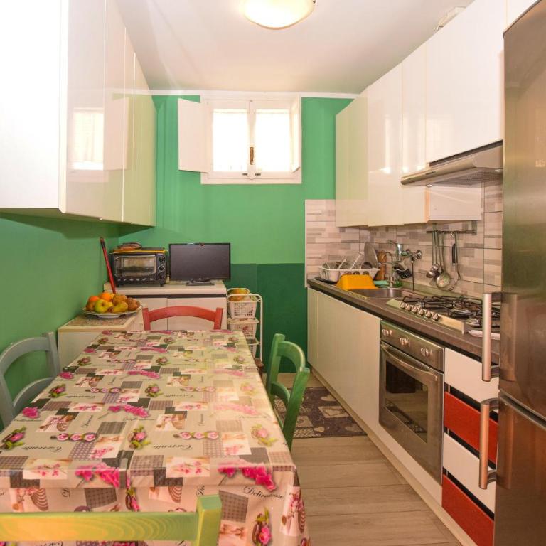 Beach Front Apartment In Ventimiglia - Two-Bedroom Apartment - 11