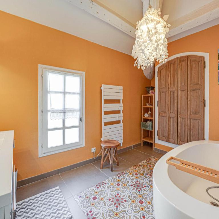 APPARTEMENT DERNIER ETAGE DANS BASTIDE - Appartement 3 Chambres - Étage Supérieur - 4