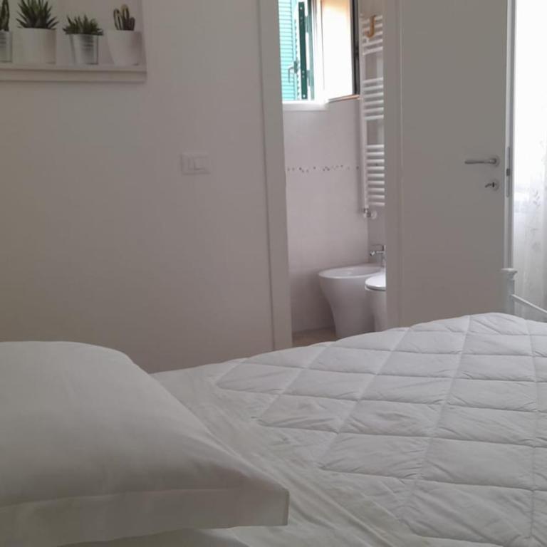 B&B Casa Alinella, Happy and Sustainable Hospitality - Small Double Room - 5