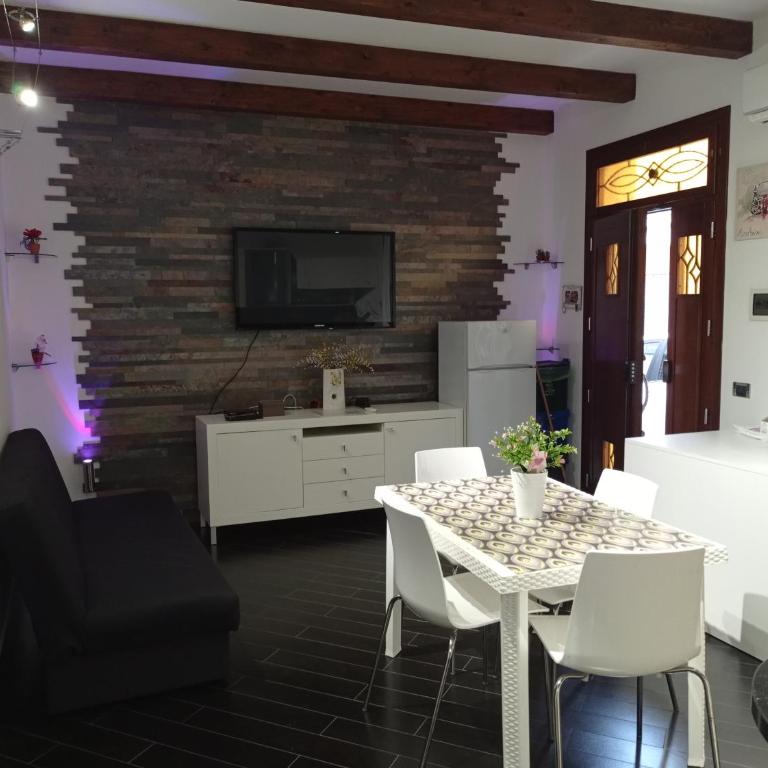 Casa Balestrate - Appartamento con 2 Camere da Letto - 3