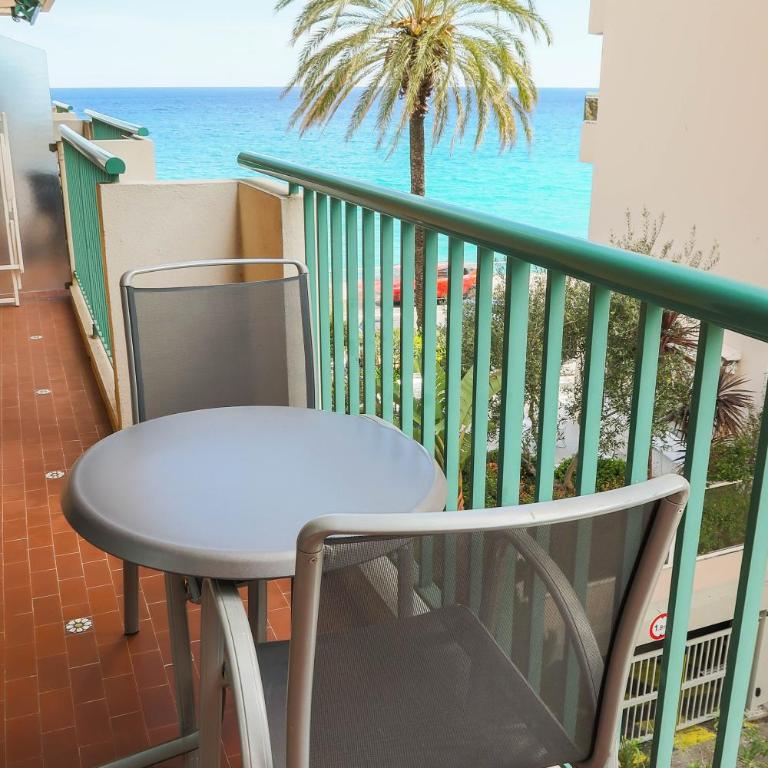Princess Et Richmond - Chambre Double ou Lits Jumeaux avec Balcon - Vue Latérale sur Mer - 2