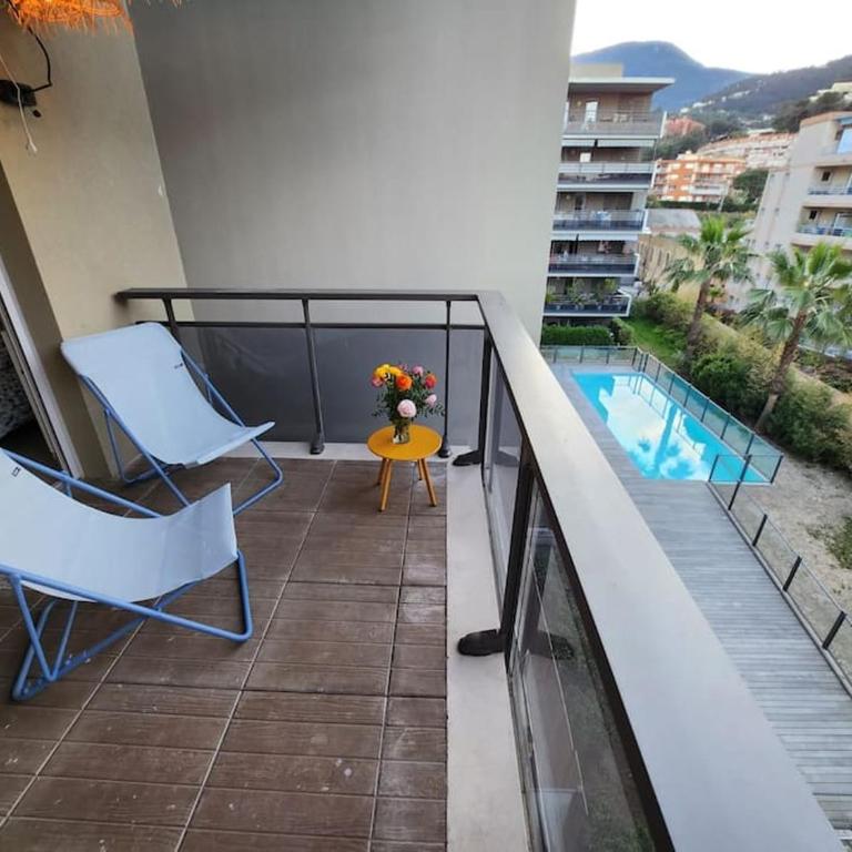 150 m plage, piscine, clim, parking privé, entre Monaco & Menton, calme & Luxe assuré ! - Appartement 2 Chambres - 16