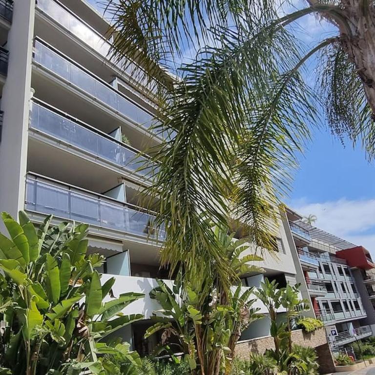 150 m plage, piscine, clim, parking privé, entre Monaco & Menton, calme & Luxe assuré ! - Appartement 2 Chambres - 33