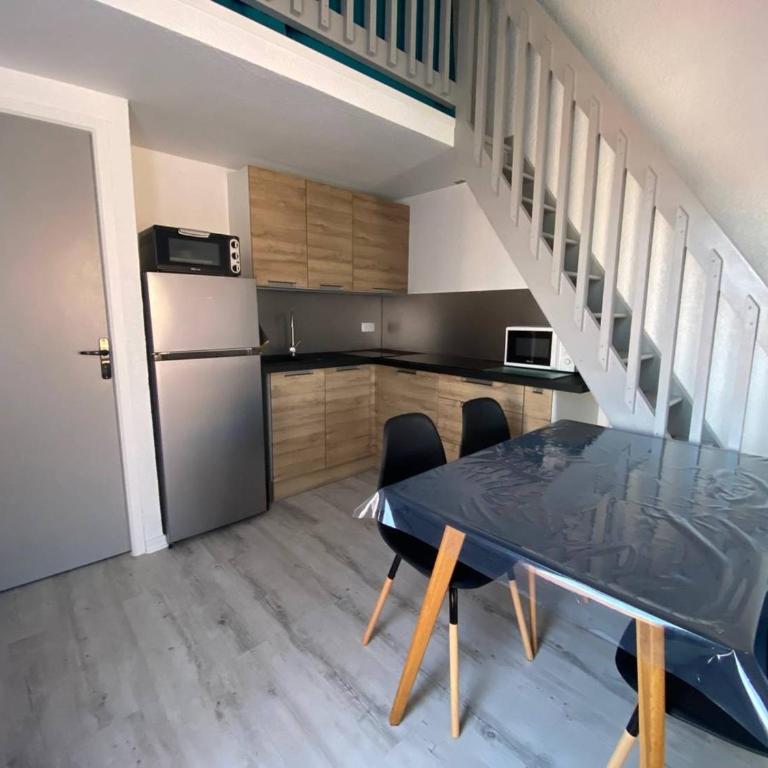 Appartement avec mezzanine, 4 pers, plage à 250m, parking privé, commerces à proximité - FR-1-81-43 - Appartamento (4 Adulti) - 1