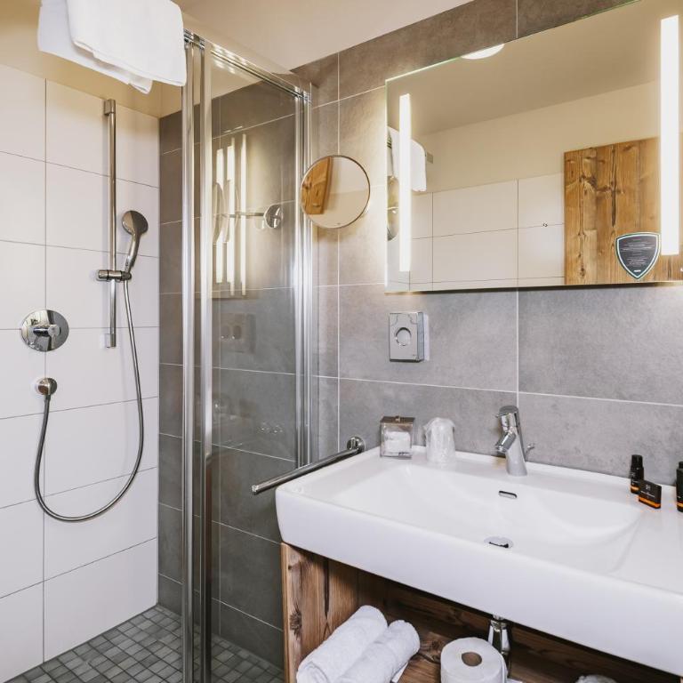 AvenidA Mountain Lodges Kaprun - Suite mit 1 Schlafzimmer - 4