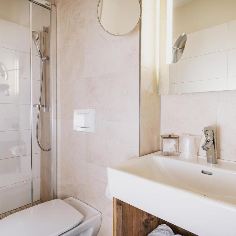 AvenidA Mountain Lodges Kaprun - Suite mit 3 Schlafzimmern - 7