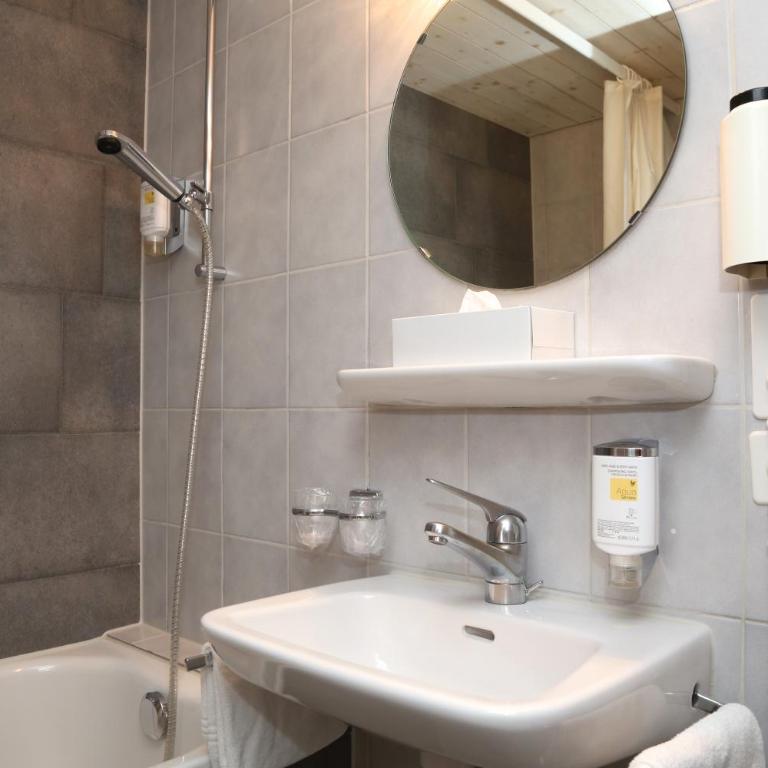 Hotel Crystal Interlaken - Standard Doppelzimmer - 2