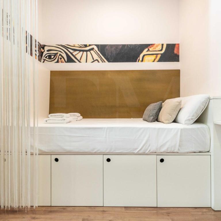 Paloma & Claude Suite Picasso-Inspired REMS - Apartamento Estudio - 4