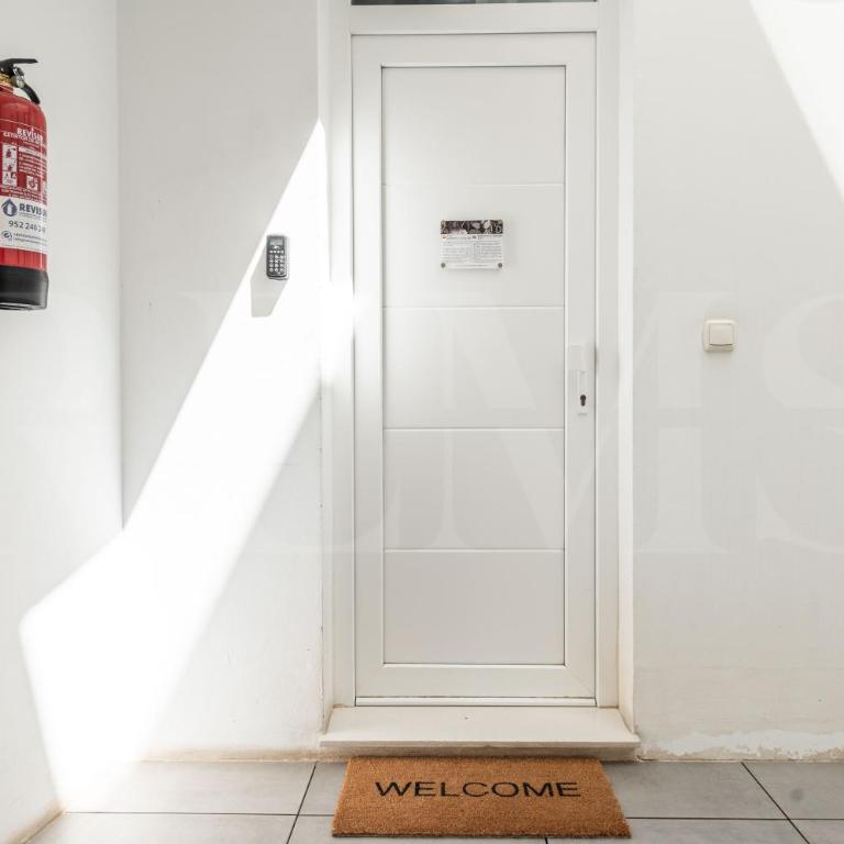 Paloma & Claude Suite Picasso-Inspired REMS - Apartamento Estudio - 25