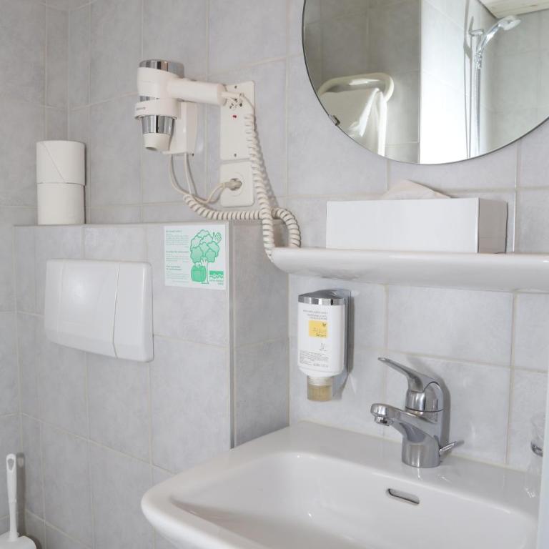 Hotel Crystal Interlaken - Standard Einzelzimmer - 3