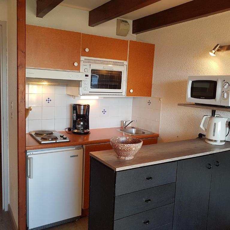 Font-Romeu Appart T2 + Cabine - Vue panoramique - Appartement 2 Chambres - 12
