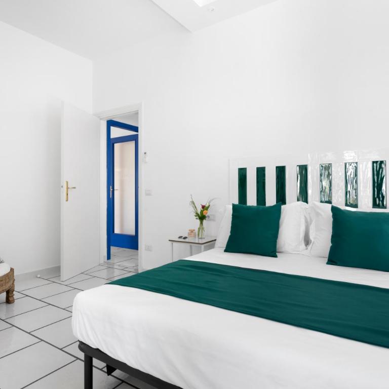 Villa Gilù in Sorrento coast - De Vivo Realty - Three-Bedroom Villa - 52
