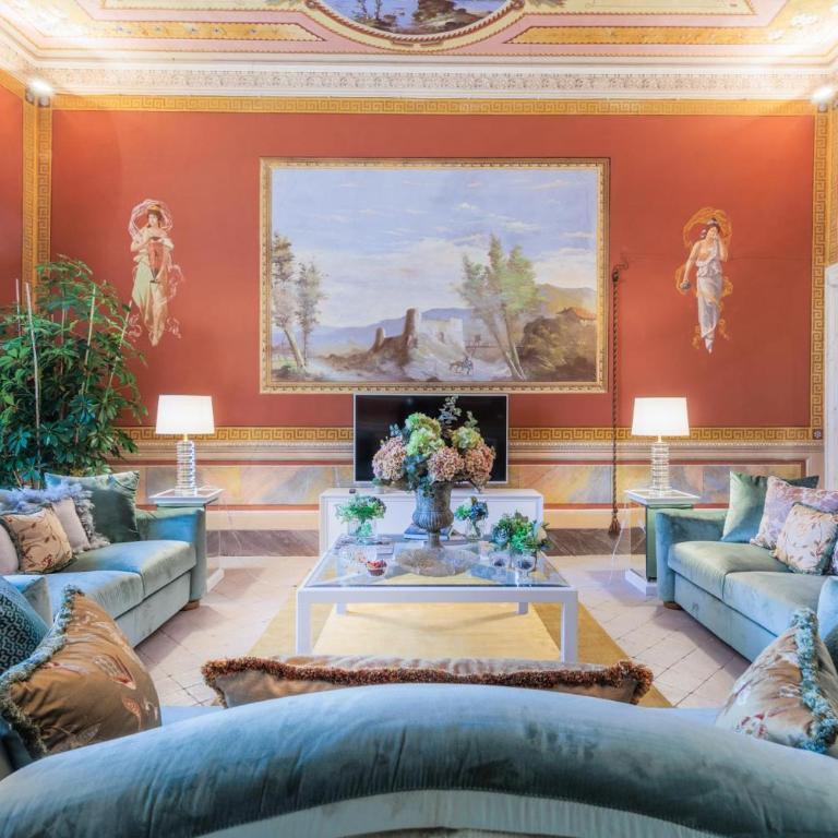 The Duchess Chambers, the Luxury Grand 3 bedrooms - Three-Bedroom Apartment - 4