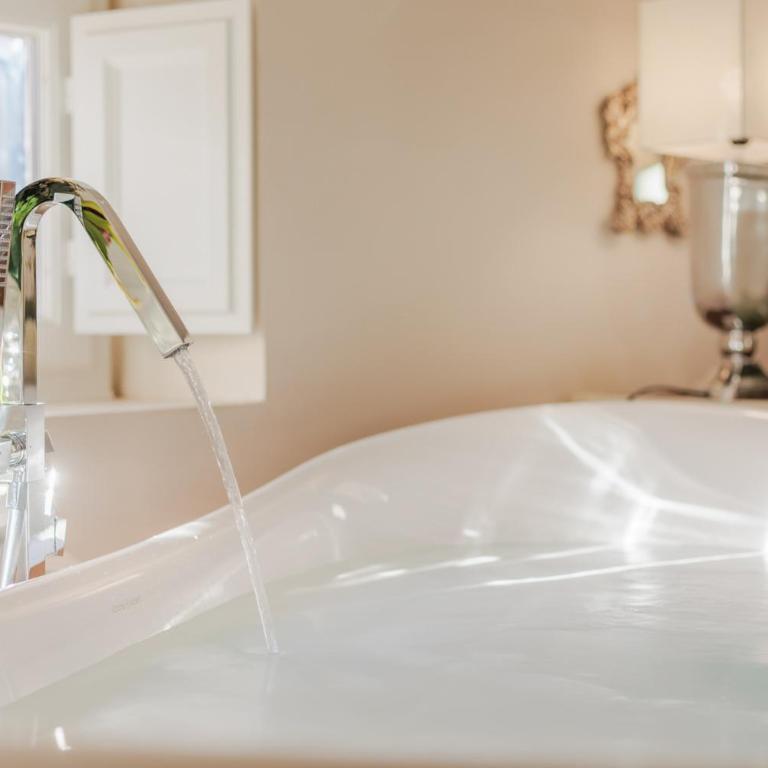 The Duchess Chambers, the Luxury Grand 3 bedrooms - Three-Bedroom Apartment - 21