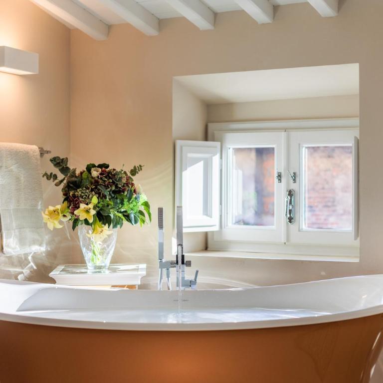 The Duchess Chambers, the Luxury Grand 3 bedrooms - Three-Bedroom Apartment - 22
