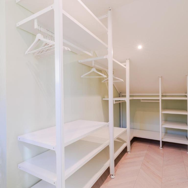 The Duchess Chambers, the Luxury Grand 3 bedrooms - Three-Bedroom Apartment - 41
