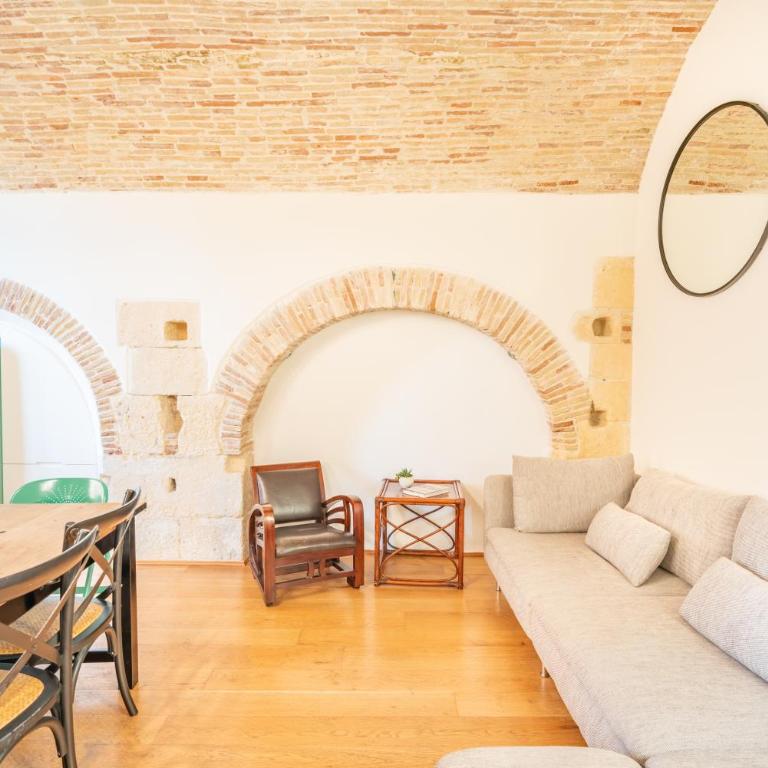 Archi di Castello, Storia e Design 3Br-WiFi-AC - Three-Bedroom Apartment - 13