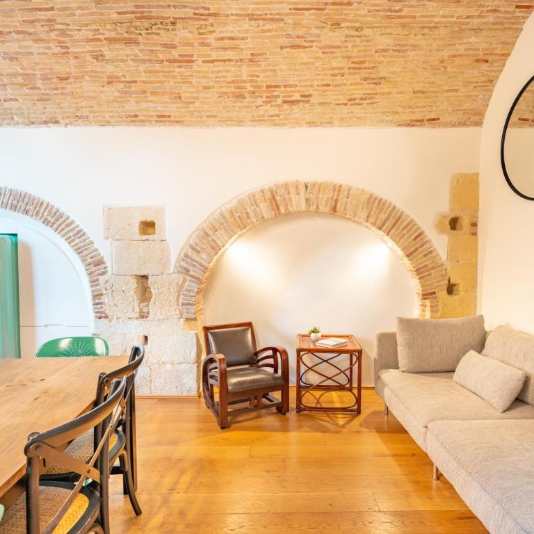 Archi di Castello, Storia e Design 3Br-WiFi-AC - Three-Bedroom Apartment - 7