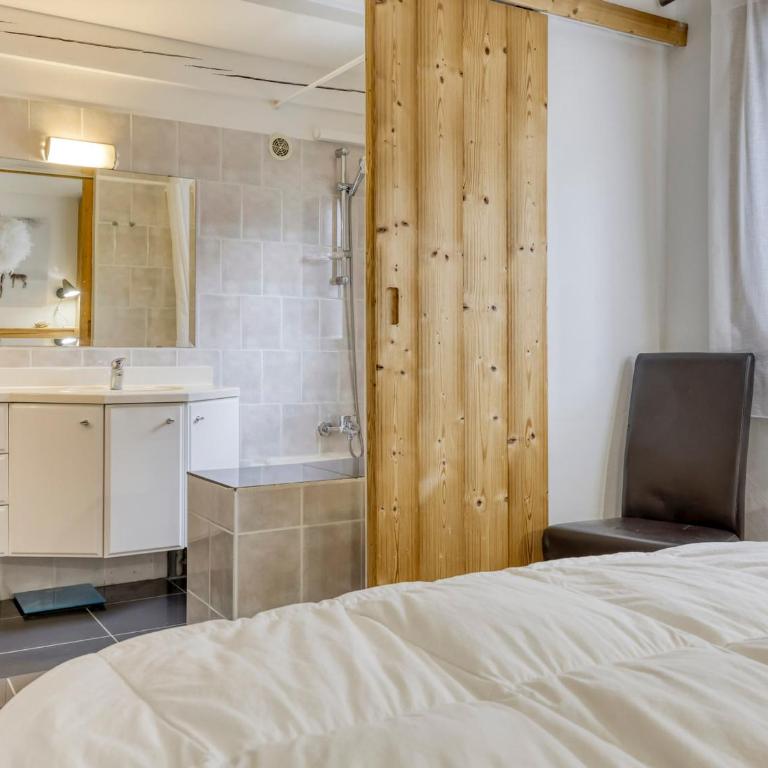 Appartement lumineux 2 chambres proche centre, animaux admis, parking, WiFi - FR-1-453-296 - Appartement - 9