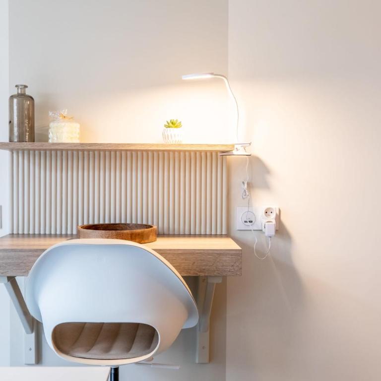 At home in Clermont, Place de Jaude - Appartement avec Terrasse et Parking - 3