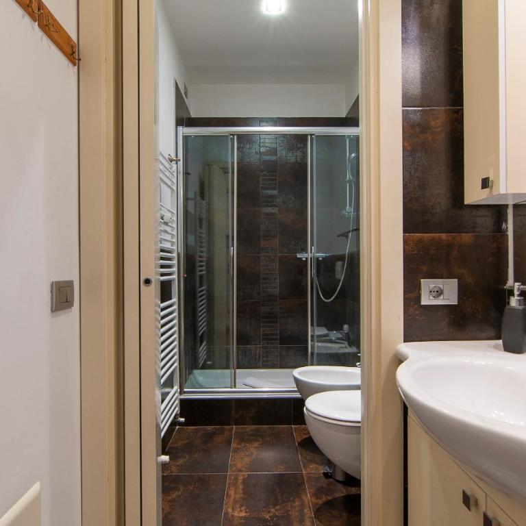 Dimore Verona - Apartment with Balcony - Dimora Simoni 4 - Via Gian Matteo Giberti 30 - 10