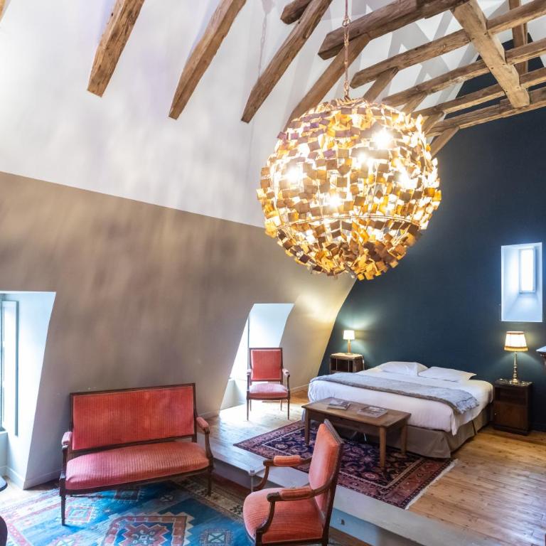 La Demeure Renaissance - Charme Calme Confort Climatisation - Panette Collection - parking privé cour - Chambre Lit King-Size Deluxe - 2