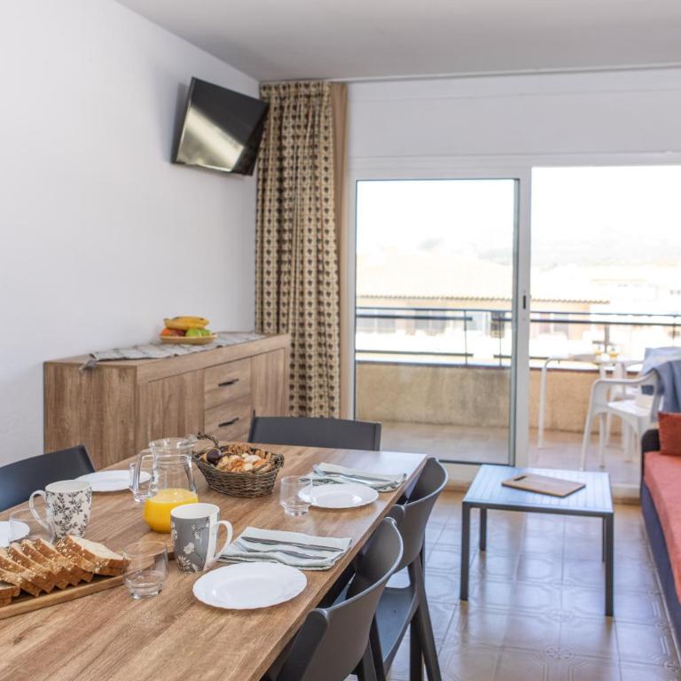 RVApartaments La Pineda - Apartment - 1