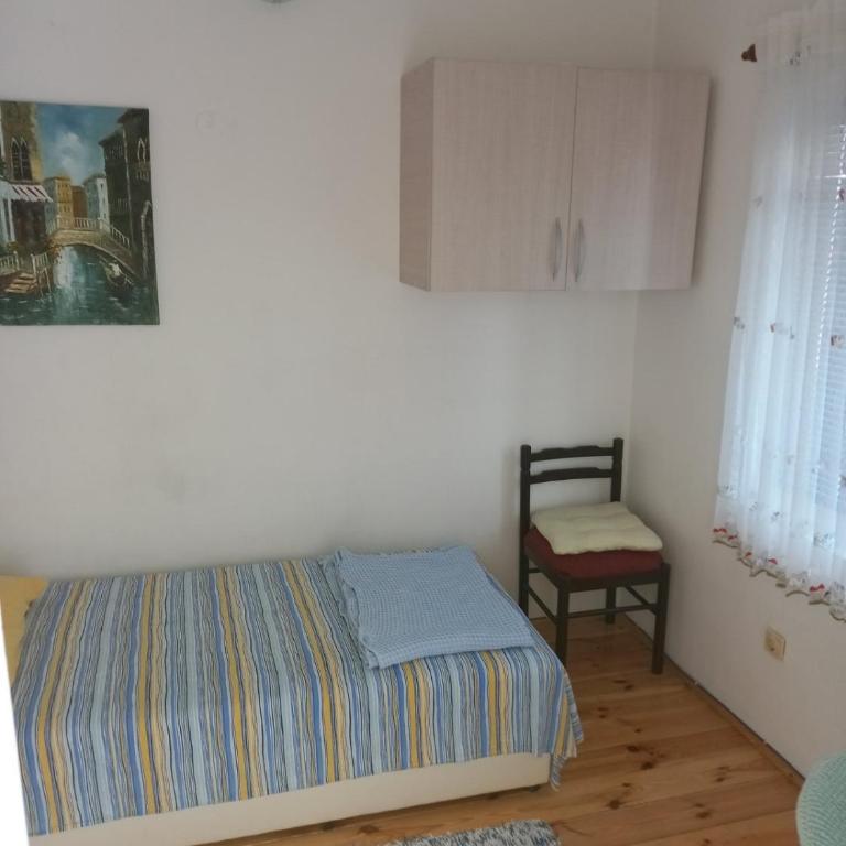 Apartmani Liki - Apartman sa 3 Spavaće Sobe - 14