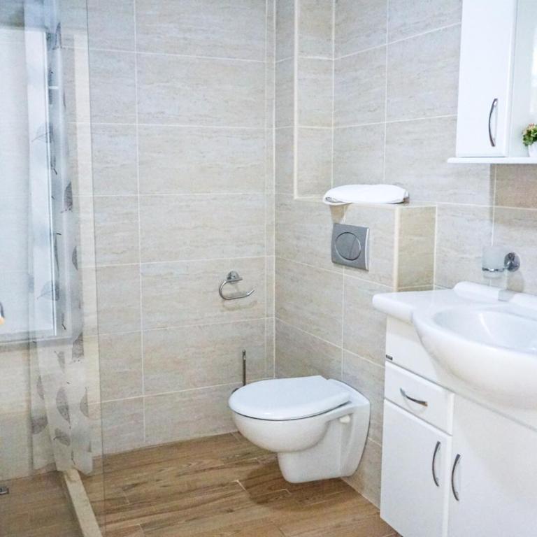 Val Lux Apartmani - Apartman - 2
